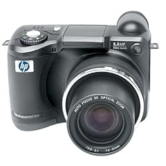 HP PhotoSmart 945 Digitalkamera (5,3 Megapixel) inkl. USB Dockingstation und Fototasche