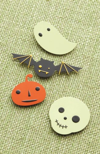 Making Memories Toil and Trouble Metal Icons
