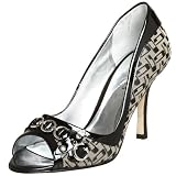 Guess Women's Dakeesha Pump