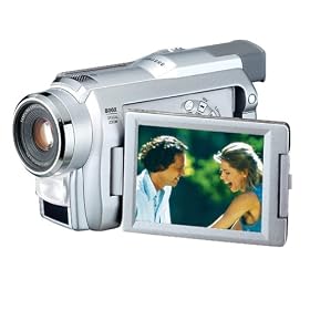 Samsung SCD27 MiniDV Camcorder with 3.5 LCD by Samsung