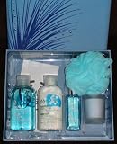 The Body Shop Aqua Lily Perfect Pampering Set, Includes: Shower Gel, Body Lotion, Aqua Lily Eau de Toilette, Mini Votive Candle and Body Loofa.
