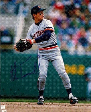Autographed/Hand Signed 8x10 Photo Alan Trammell Detroit Tigers