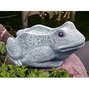 Gartenfigur Frosch Steinguss Grün