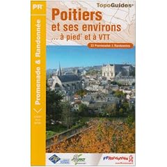 Poitiers Et Ses Environs a Pied