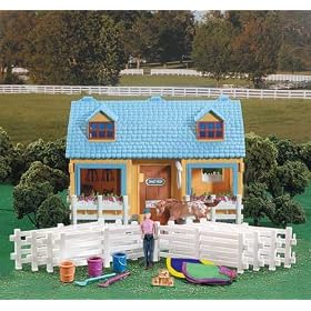 Breyer Stablemates Stable Accessory Set by Breyer