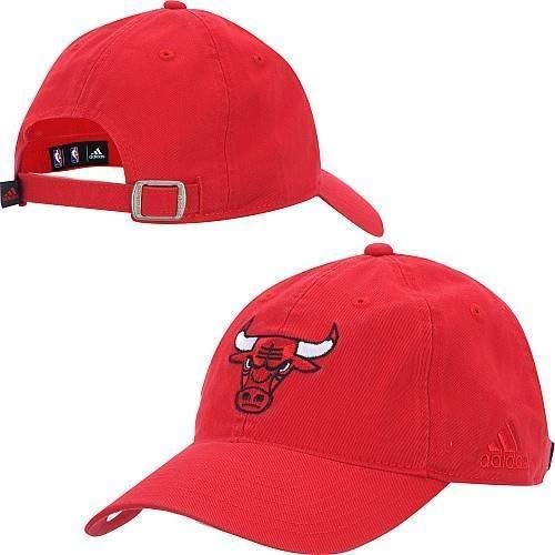 Chicago Bulls Adjustable Basic Slouch Cap Hat Red