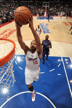 Sacramento Kings v Los Angeles Clippers: Eric Gordon Photographic Poster Print by Noah Graham, 28x42