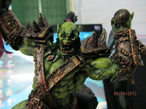 Hand to do animation Blizzard World of Warcraft raider model limited edition color Decoration