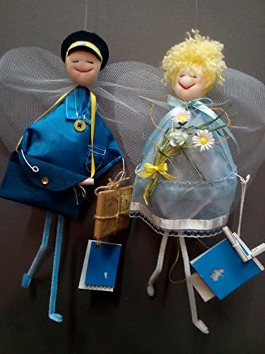 The postman and his beautiful daughter