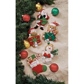 Bucilla 86037 Felt Aplique Ornament Set- Gift Card Ornaments