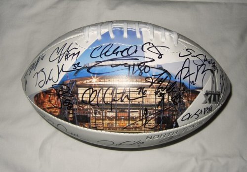 2010-11 Green Bay Packers Team Signed Super Bowl XLV Logo Football W/PROOF, Picture of The Players Signing For Us, Super Bowl XLV Champions, Aaaron Rodgers, Charles Woodson, James Starks, Mike McCarthy, Donald Driver, Greg Jennings, Clay Matthews, And Many More