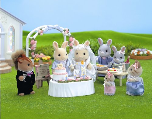 Childrens Toyshop  Toys : Sylvanian Families Wedding Party Set