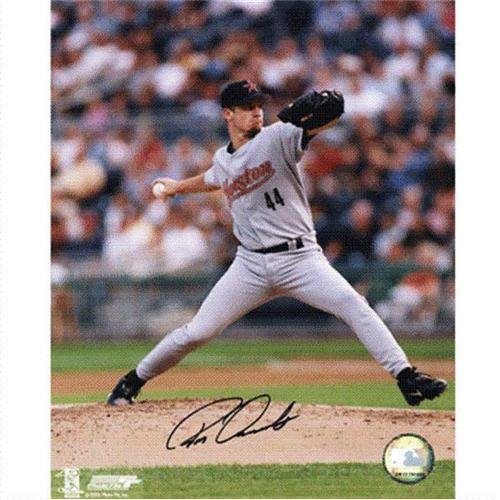Roy Oswalt Autographed Houston Astros 8x10 Photo