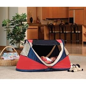 Click here to buy KidCo PeaPod Plus Travel Bed by KidCo.