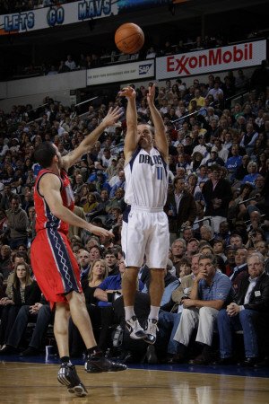 New Jersey Nets v Dallas Mavericks: Jose Juan Barea and Jordan Farmar Photographic Poster Print by Danny Bollinger, 28x42