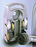 : Automatic Shoe Polish Kit