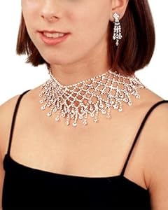 Sunnywood 3496S Silver Rhinestone Necklace And Earrings Set