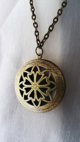 Aromatherapy Essential Oil Diffuser Charm Photo Locket Pendent Necklace