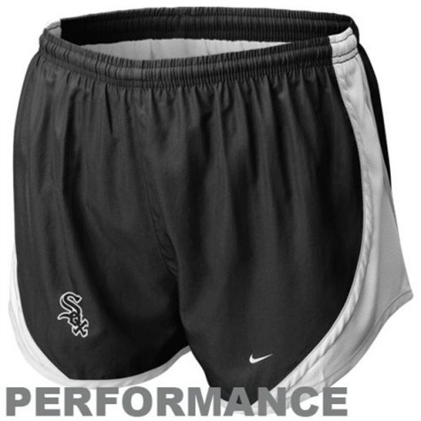 Nike Chicago White Sox Ladies Black MLB Tempo Performance Shorts (Small)