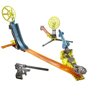 Hot Wheels Trick Tracks Radar Rocket Starter Set by 