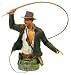 Indiana Jones - Mini Bust: Indiana Jones (Raiders Of The Lost Ark)�� ������ȥ롦���㥤����ȼҤ��顢�ǲ�إ���ǥ������硼�󥺡٥��꡼�����������ȡ�����饤��ʥåפ����Τϡ��ߥ˥Х��ȡ� ����������ǤĤ��λѤǤ��о졢��ͥ�ܿͤΥ������ǡ����˴�Ť���¤  �⤵��190mm...