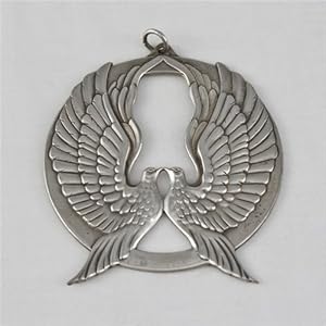 #!Cheap 1973 Peace Dove Medallion Sterling Ornament by Wallace