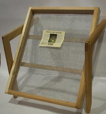 Songbird Essentials SESC1013C Ground Bird Feeder
