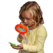 MyFirstSuperScienceKitMagnifyingGirl