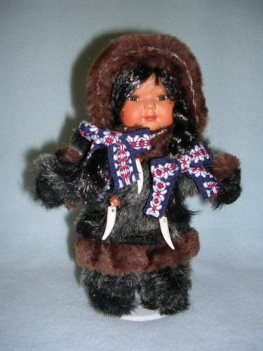 Childrens Toyshop  Toys : American Indian Porcelain Doll Pitsiark -Beautiful-