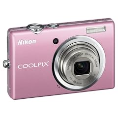 Nikon Coolpix S570 Digitalkamera (12 Megapixel, 5-fach Zoom, 6,9 cm (2,7 Zoll) Display) pink