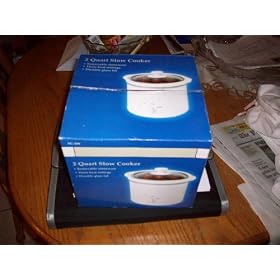 2 Quart Slow Cooker by IMPORT