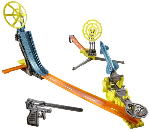 Hot Wheels Trick Tracks Radar Rocket Starter Set