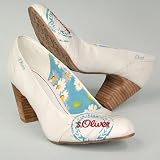 s.OLIVER Damen Pumps, Logostickerei, glänzend, creme weiss