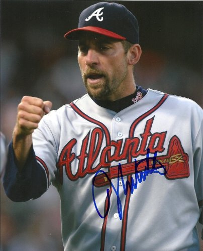 JOHN SMOLTZ,ATLANTA BRAVES,BOSTON RED SOX,SIGNED 8X10 PHOTO WITH PROOF AND COA