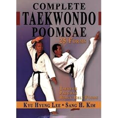 Complete Taekwondo Poomsae: The Official Taegeuk, Palgawe and Black Belt Forms of Taekwondo: The Official Taegeuk, Palgwae and Black Belt Forms