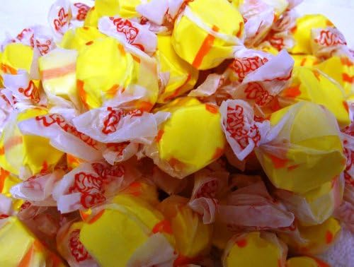 Hawaiian Gift Basket Big Wave Maui Salt Water Taffy Banana