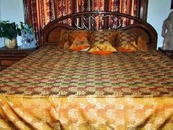 7p Gold Silk Sari Bedding Throw Indian Bedspread Coverlet with Pillow Shams