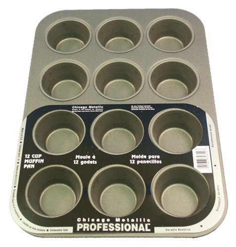 Chicago Metallic Professional Nonstick 12-Cup Muffin Pan