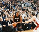 CHRIS BOSH MIAMI HEAT 8X10 SPORTS PHOTO (L)