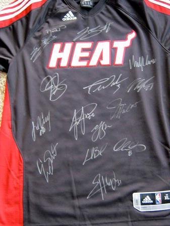 Miami Heat Team Autographed / Signed Basketball Jersey - Autographed Basketballs