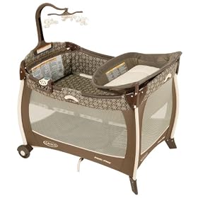 Graco Swept Frame Pack 'n Play Portable Playard with Bassinet & Changing Table