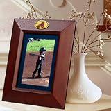 Atlanta Braves 5 &acute; x 7 &acute; Vertical Picture Frame - B000BJQV2G