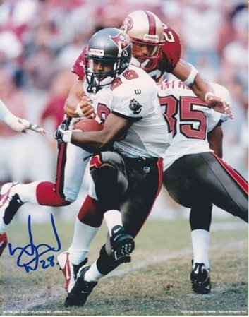 Warrick Dunn Autographed/Hand Signed Tampa Bay Bucs 8x10 Photo