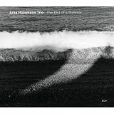 Review Julia Hulsmann  / The End of a Summer