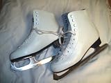 Hespeler White Ice Figure Skates - Size 4.0 (teen/adult) - EXTREMELY GOOD CONDITION