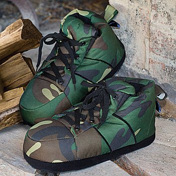 Camouflage Boot-Style Slippers: Comfy Footwear Water-Repellent Uppers