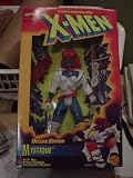  : X-Men 10in Deluxe Mystique Action Figure