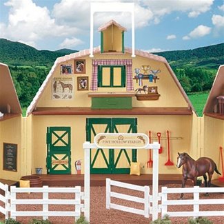Breyer Saddle Club Pine Hollow Stables Playset and Carry Case