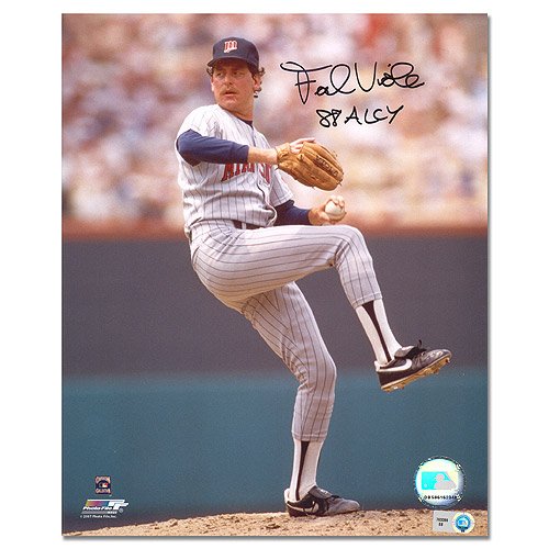 Mounted Memories Minnesota Twins Frank Viola Autographed 8X10 Photo W/ 