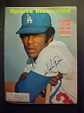 Willie Davis Los Angeles Dodgers Autographed May 1, 1972 Sports Illustrated Magazine